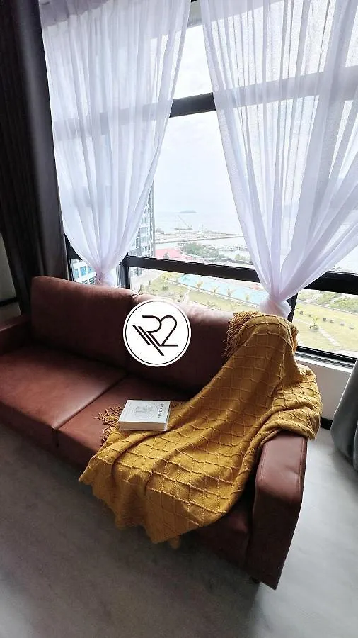 Sea&Pool View Stunning Homestay, Wifi, Netflix Near Malls, Jetty, Convenient Stores Kota Kinabalu Malaysia